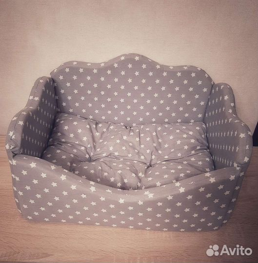 Лежанка для кошек