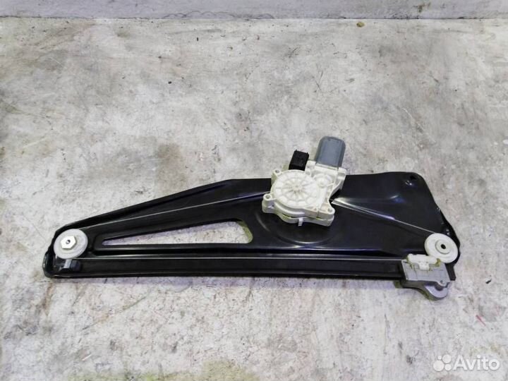 Стеклоподъемник электрический задний левый LR01132