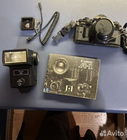 Фотоаппарат пленочный Canon со вспышкой