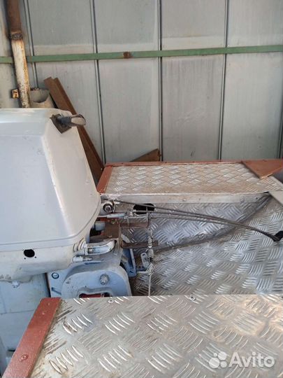 Лодка пнд с двигателем Нептун 23