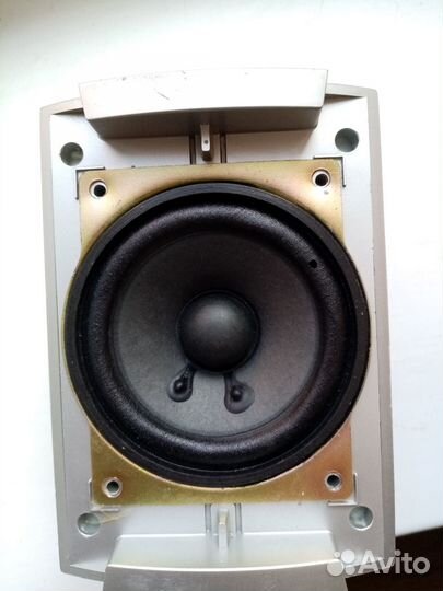 Динамики LG 8 Ом