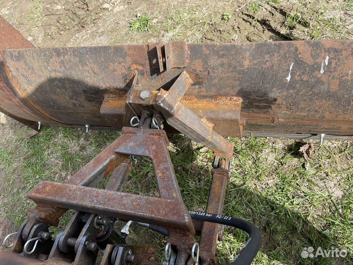 Отвал- навеска для минитрактора