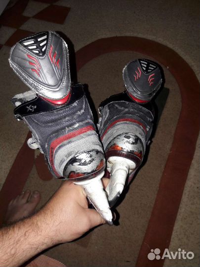 Хоккейные коньки bauer vapor X3.0