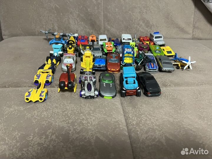 Машинки хот вилс Hot wheels