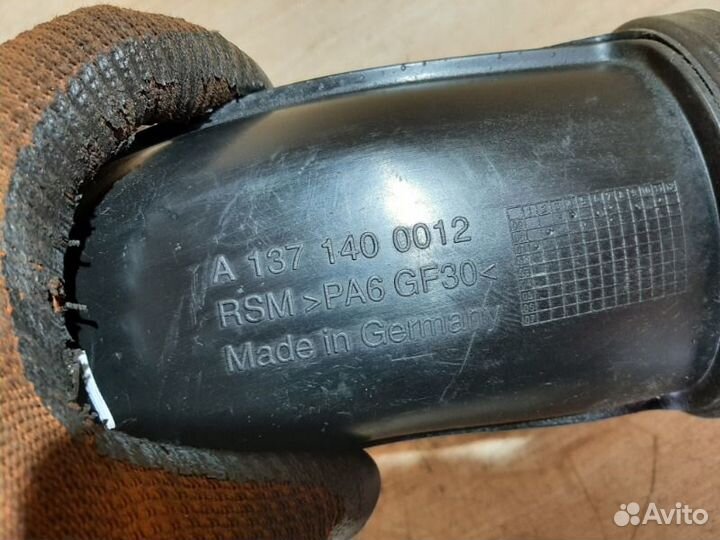 Патрубок левый Mercedes-Benz Cl-Class W215