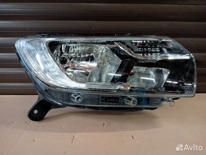 Фара правая LED правая Renault Logan 2 2018-2022