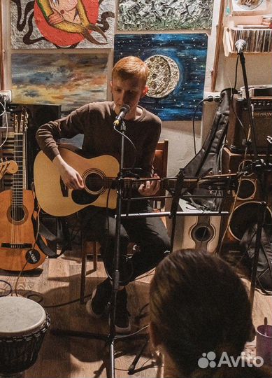 Преподаватель по гитаре