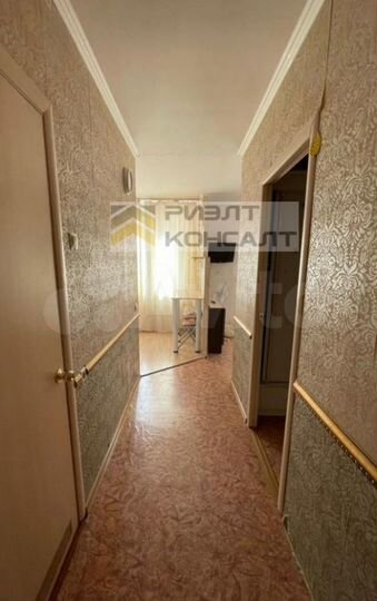 2-к. квартира, 35 м², 1/10 эт.