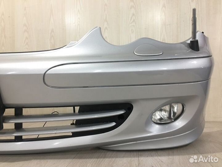 Бампер передний Mercedes Benz C180 W203 M271.946