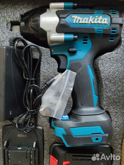 Гайковерт аккумуляторный Makita DTW700 новый 2 акб