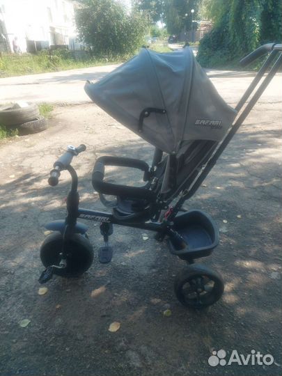 Трехколесный велосипед