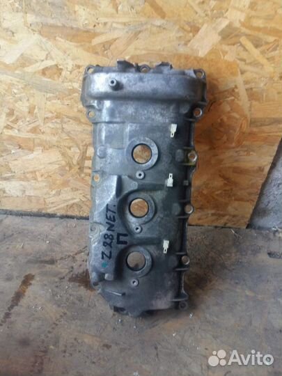 Клапанная крышка Opel Vectra C 2002-2008