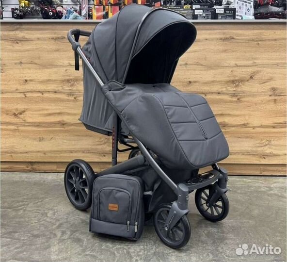 Новая всесезонная коляска Luxmom 790 серый цвет