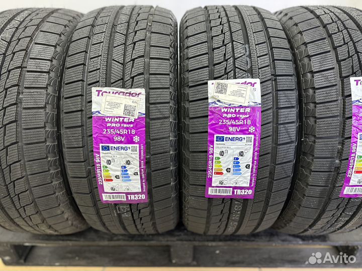 Tourador Winter Pro TSU2 235/45 R18 98U