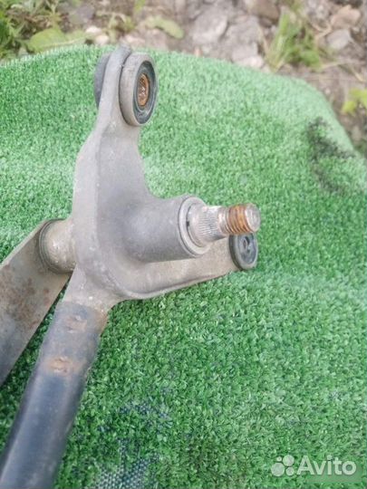 Трапеция дворников Kia Sorento 2003