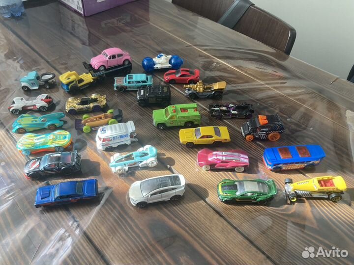 Hot wheels машинки