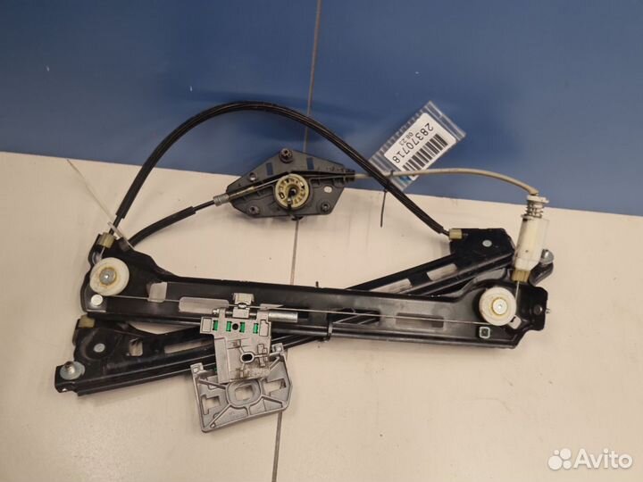 Стеклоподъемник задний правый Volkswagen Passat CC 2008-2017