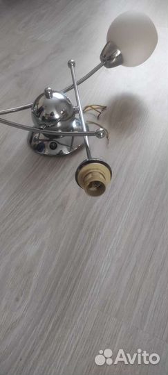 Продам люстру потолочную