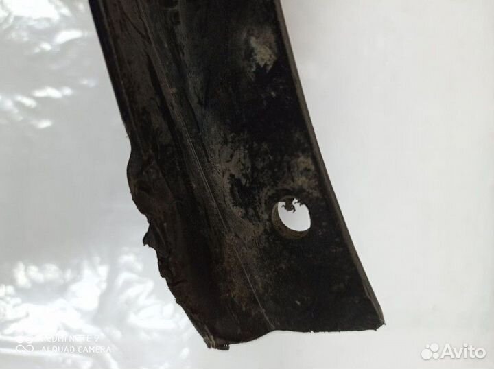 Брызговик задний правый Renault Duster