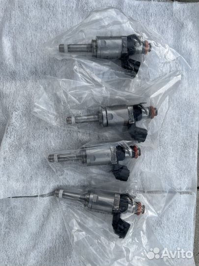 Форсунки к-кт Mazda 6 2.5л PY0113250