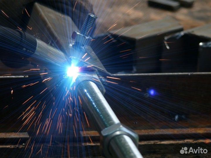 Сварщик на машинах контактной сварки