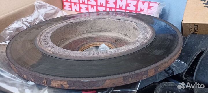 Задние Тормозные диски chevrolet cruze2шт1500