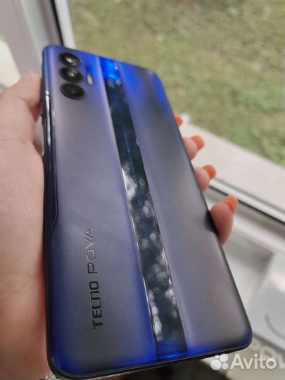 Телефон Tecno pova 3