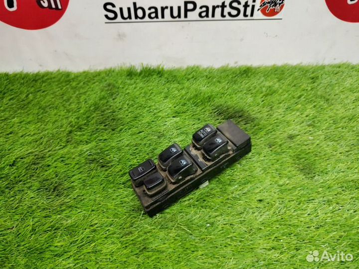 Блок управления стеклоподъемниками Hyundai Sonata