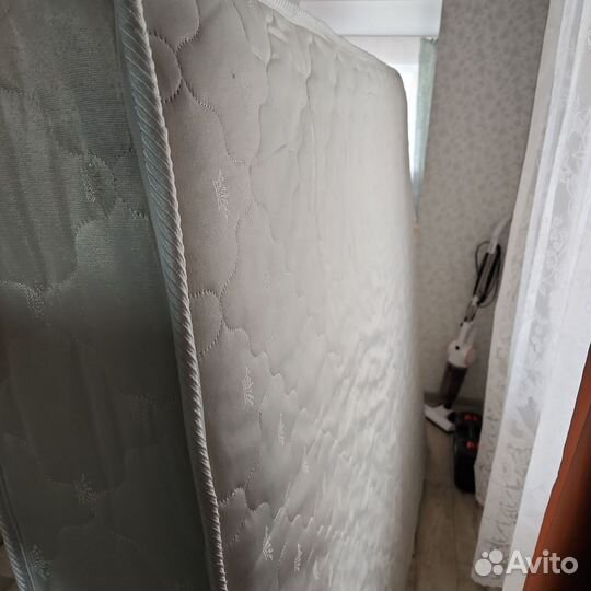 Матрас 160х200 жесткий бу