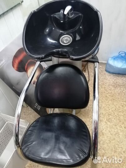 Раковина с креслом