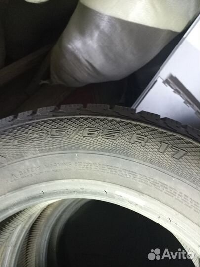 Gislaved NordFrost 100 235/65 R17 100G