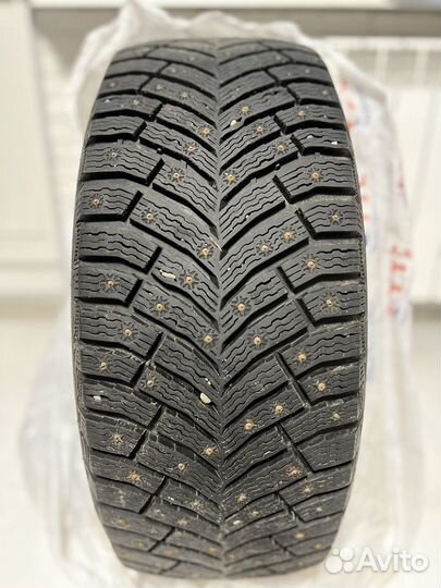 Michelin X-Ice North 4 225/50 R17 98T
