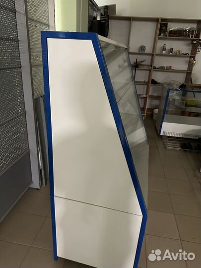 Стеклянные ветрины