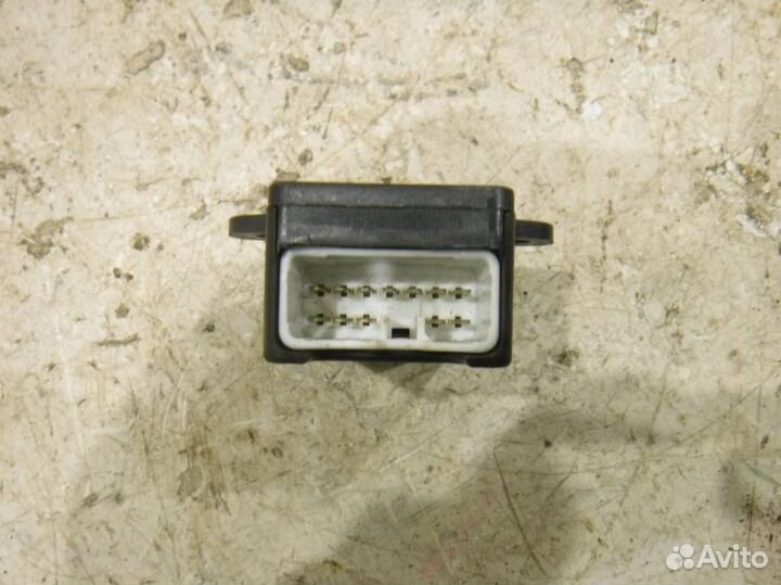 Блок управления подогревом сидений