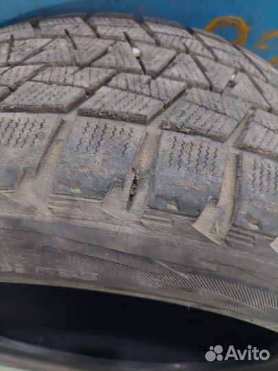 Bridgestone Blizzak DM-V1 265/50 R19