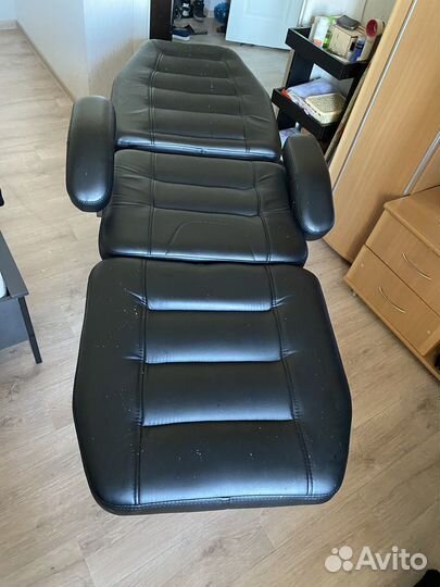 Кушетка для наращивания ресниц