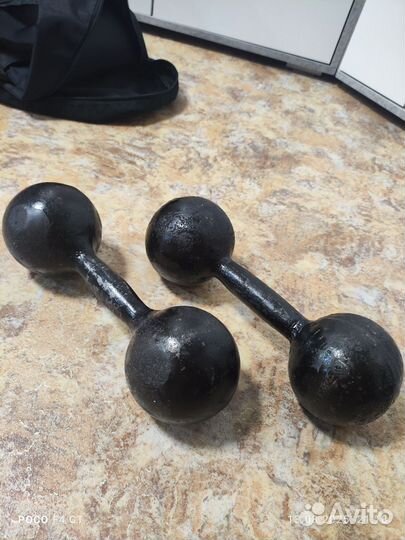 Гантели,8кг,литые