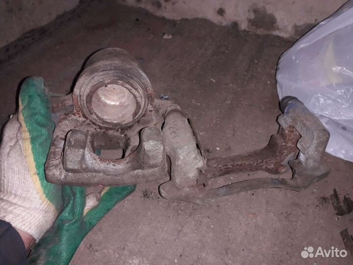 Суппорт toyota vista ardeo