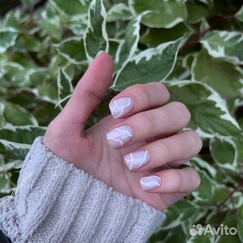 Маникюр и педикюр