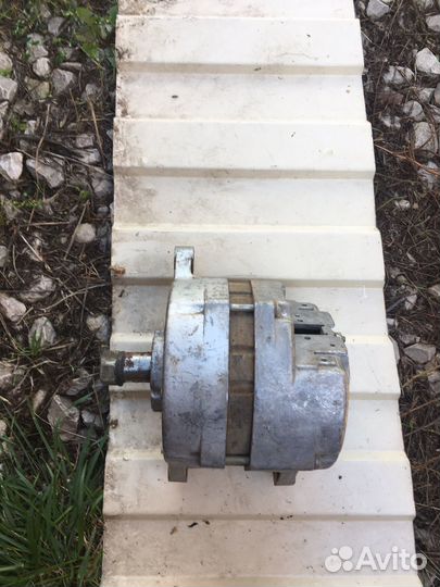 Генератор на УАЗ 469