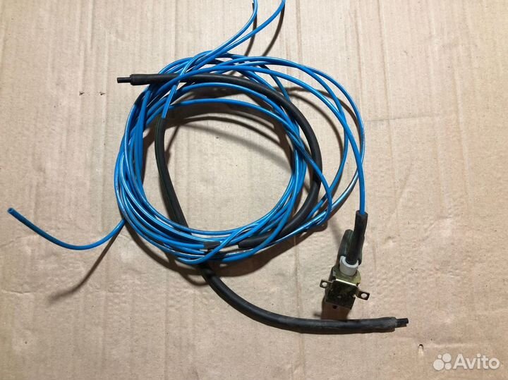 Вакуумный стопор сидений W124 купе