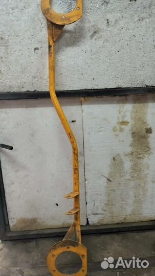 Распорка передних стоек Ваз Приора. ваз 2110