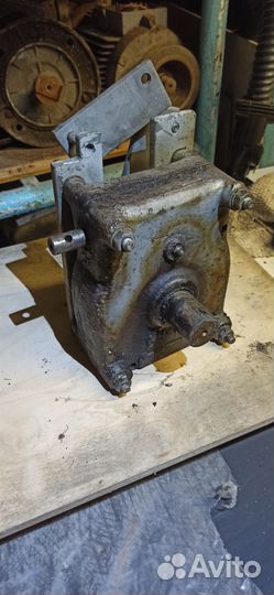 Угловые редуктора