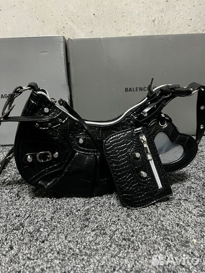 Balenciaga Le Cagole Bag