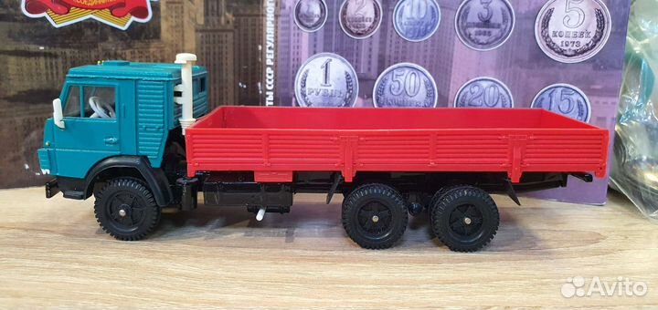 Модель СССР 1 43. Камаз 53212. Грузовой