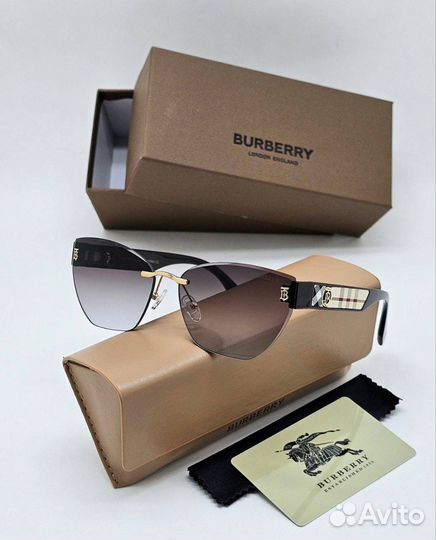 Очки Burberry женские