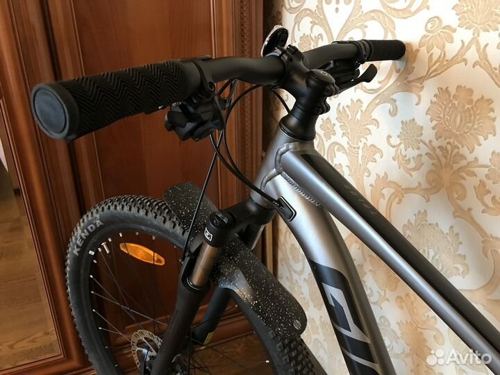 Горный велосипед Giant Talon 4