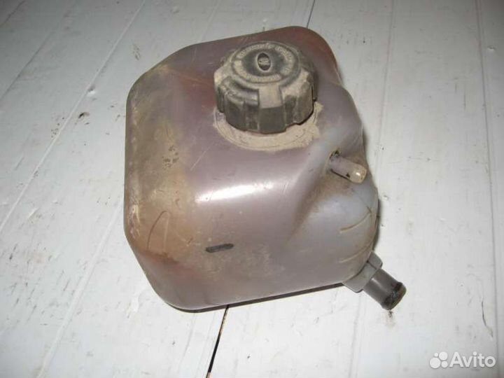 Бачок расширительный Сhevrolet Niva