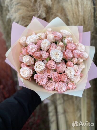 Букет пионовидных роз 21шт