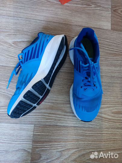 Кроссовки nike 37